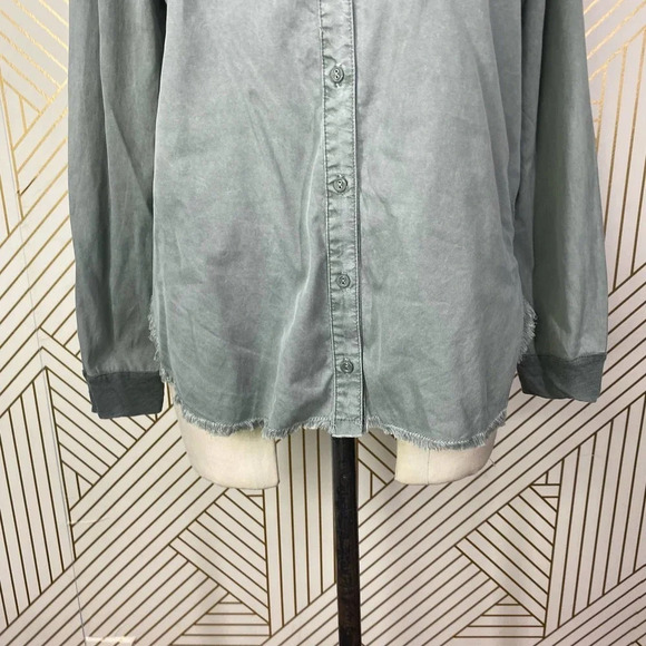 Stateside‎ Green Button-Down Supima Cotton Top - Picture 5 of 12